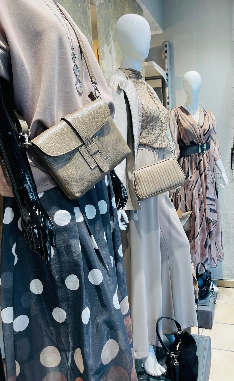 Taschen und Accessoires